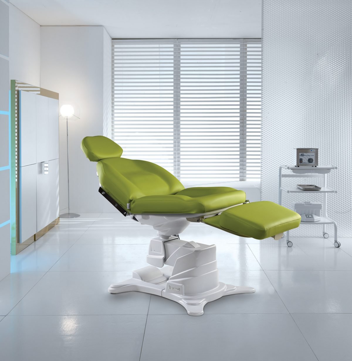 Dentamed fauteuil pour examen, petite chirurgie, implantologie, orthodontie, ophtamologie...